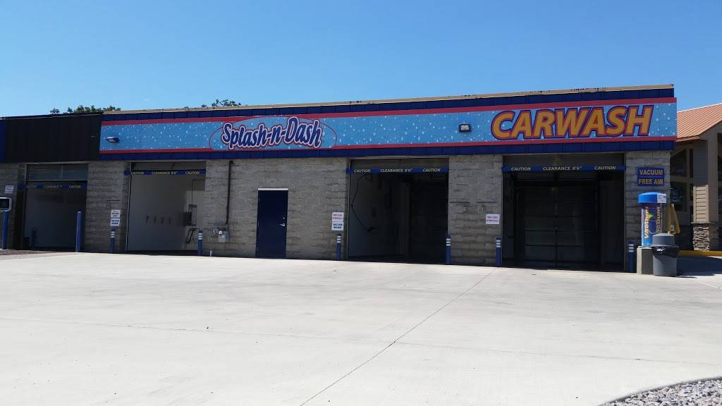 Brothers Market | meal takeaway | 321 Main St N, Sauk Centre, MN 56378, USA | 3203526808 OR +1 320-352-6808