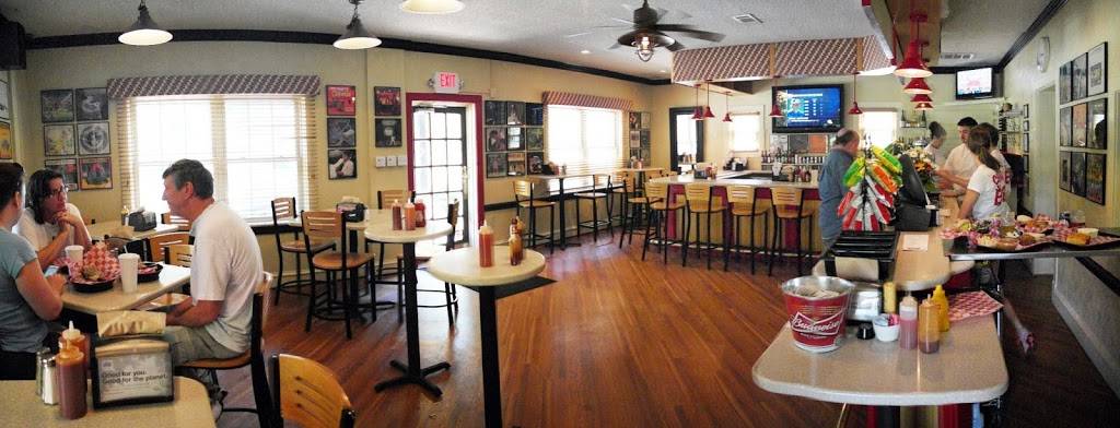 Chads BBQ | restaurant | 158 W Central Ave, Edgewater, MD 21037, USA | 4109567774 OR +1 410-956-7774