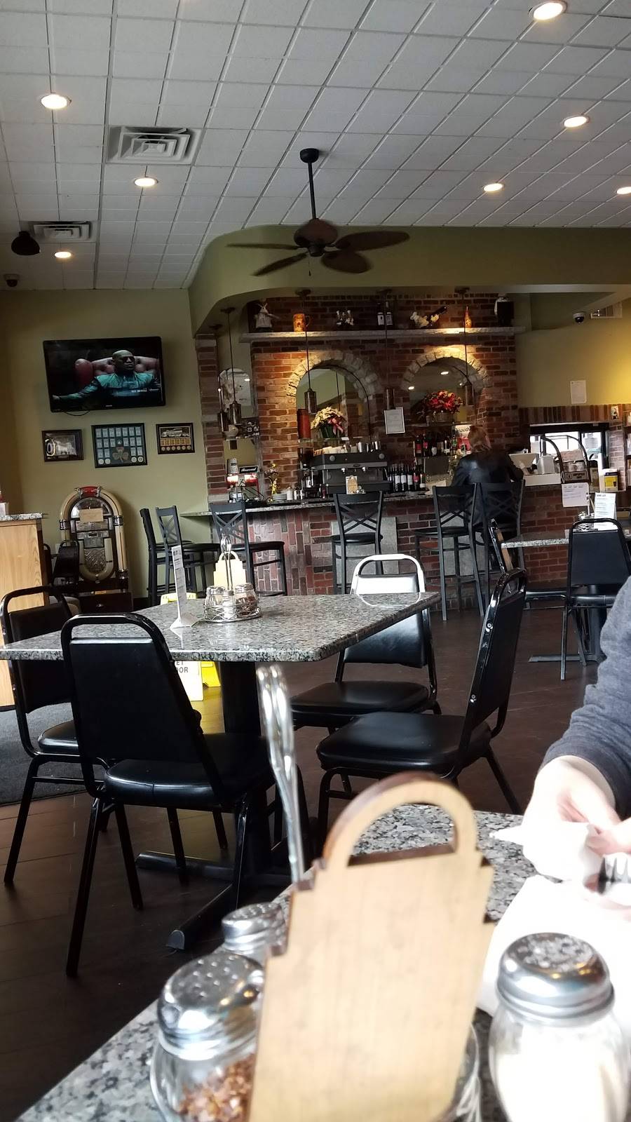 Paesano Pizzeria | restaurant | 1121 Grafton St, Worcester, MA 01604, USA | 5087911121 OR +1 508-791-1121