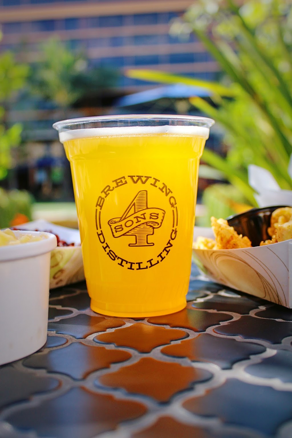 HB Hot by Four Sons Brewing | restaurant | 7821 Edinger Ave #122, Huntington Beach, CA 92647, USA | 7149021721 OR +1 714-902-1721