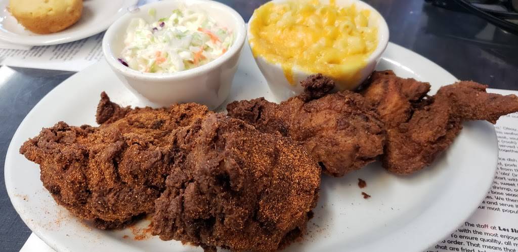 Les Sisters Southern Kitchen & BBQ | restaurant | 21818 Devonshire St, Chatsworth, CA 91311, USA | 8189980755 OR +1 818-998-0755