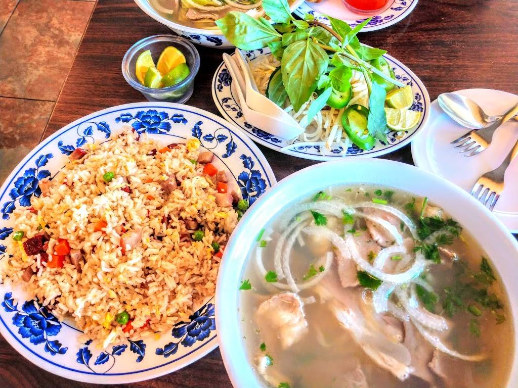 Daos Tai Pans Restaurant | restaurant | 446 N Wilmot Rd, Tucson, AZ 85711, USA | 5207220055 OR +1 520-722-0055