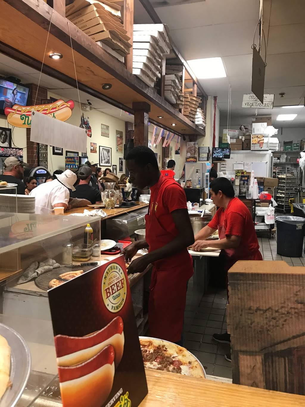 NY pizza kitchen Sky Wheel | restaurant | 1101 North Ocean Boulevard, Myrtle Beach, SC 29577, USA | 8439452970 OR +1 843-945-2970