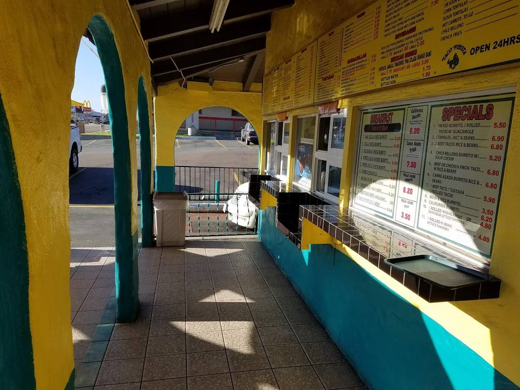 Taco Fiesta | restaurant | 6201 Mission Gorge Rd, San Diego, CA 92120, USA | 6192835285 OR +1 619-283-5285