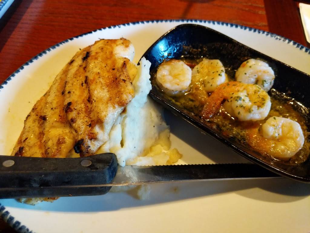 Red Lobster | restaurant | 2604 W Brandon Blvd, Brandon, FL 33511, USA | 8136540010 OR +1 813-654-0010