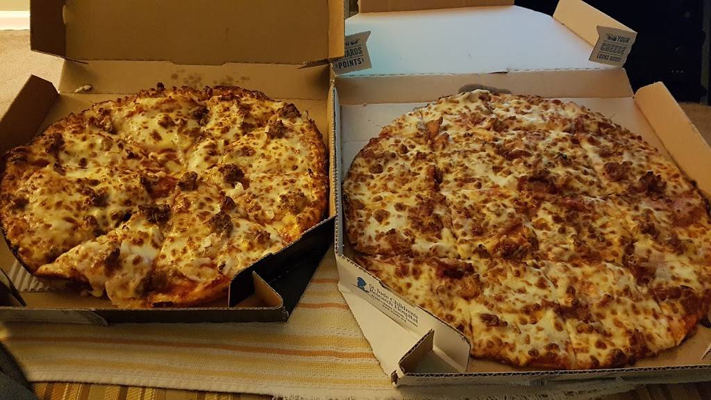 Dominos Pizza | meal delivery | 942 Blackburn Ave, Ashland, KY 41101, USA | 6063257777 OR +1 606-325-7777