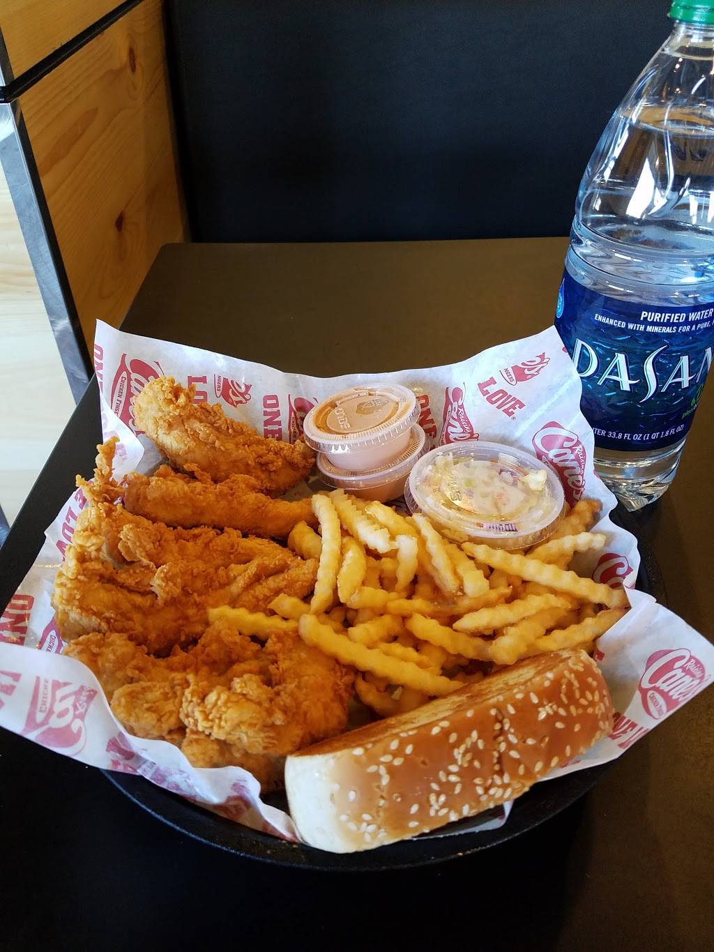 Raising Canes Chicken Fingers | meal takeaway | 2514 S Harlem Ave, Riverside, IL 60546, USA | 7084423433 OR +1 708-442-3433