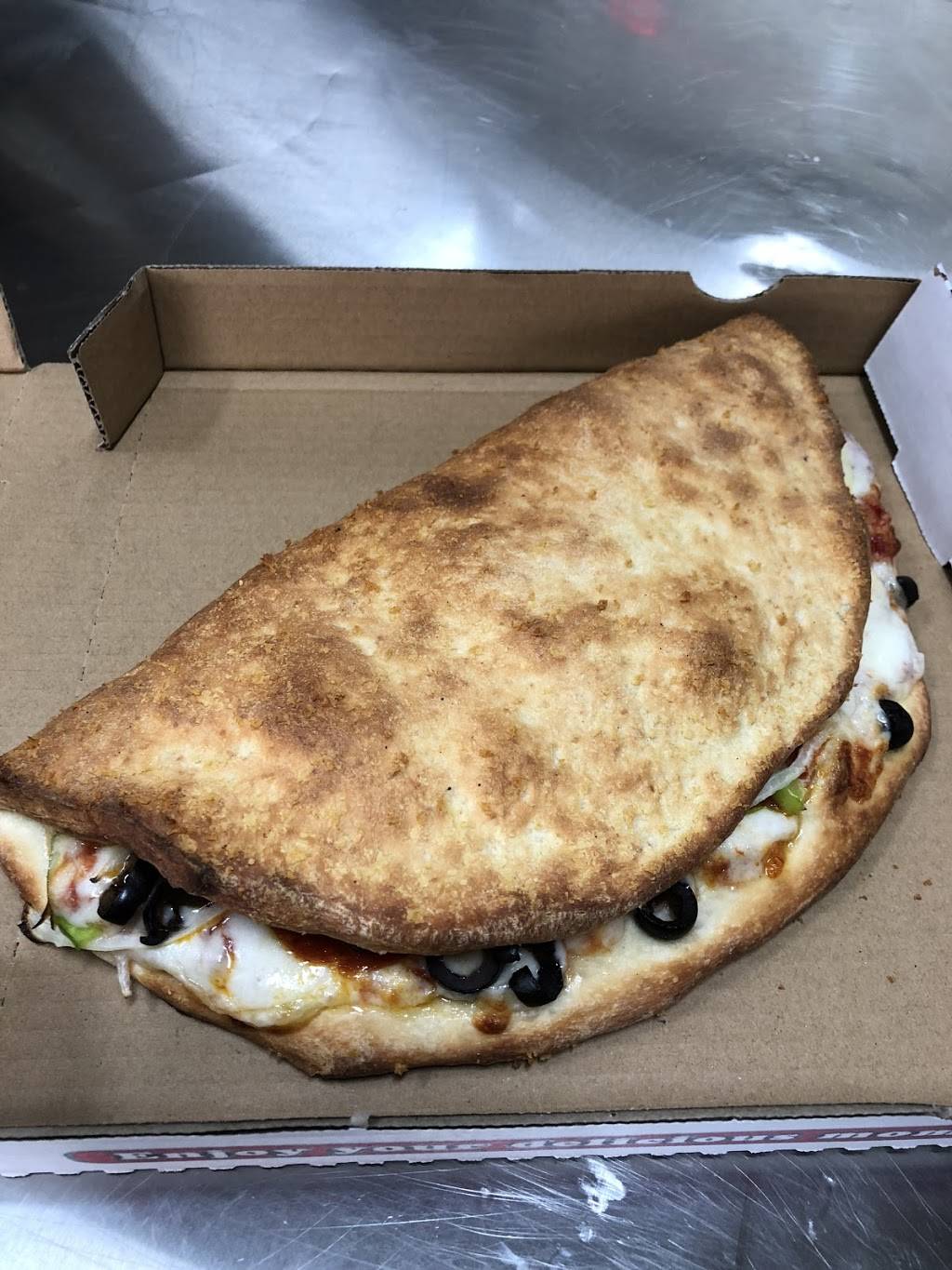 Domenick Pizza Co | restaurant | 34084 County Line Rd, Yucaipa, CA 92399, USA | 9094468500 OR +1 909-446-8500