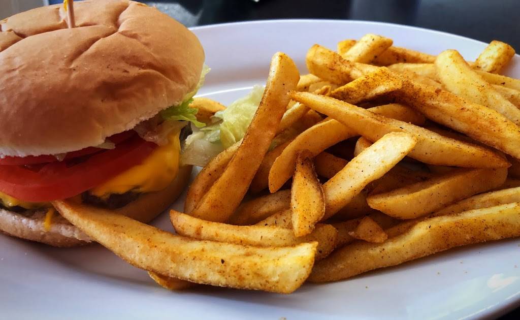 Sonrise Diner | restaurant | 305 W Broad St #1622, Smithville, TN 37166, USA | 6152153463 OR +1 615-215-3463