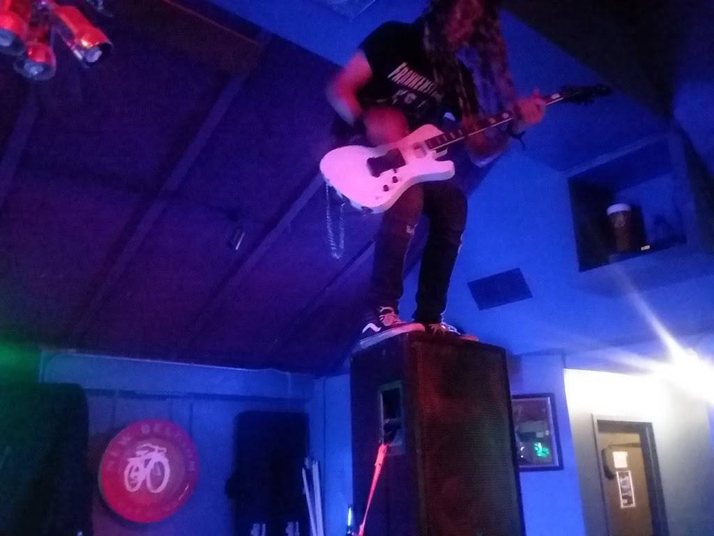 Wired Pub & Grill | restaurant | 5338 N 103rd St, Omaha, NE 68134, USA | 4029330277 OR +1 402-933-0277