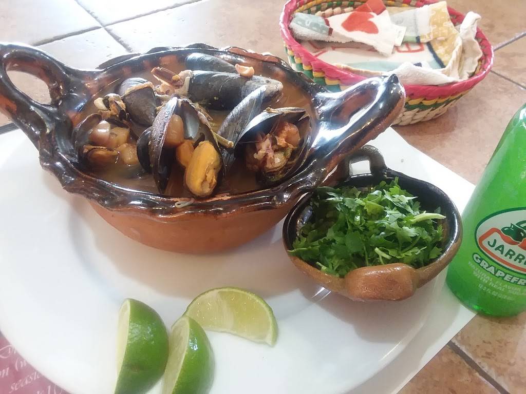 Montes Cafe | restaurant | 1916 Boulevard, Seaside Park, NJ 08752, USA | 7322504101 OR +1 732-250-4101