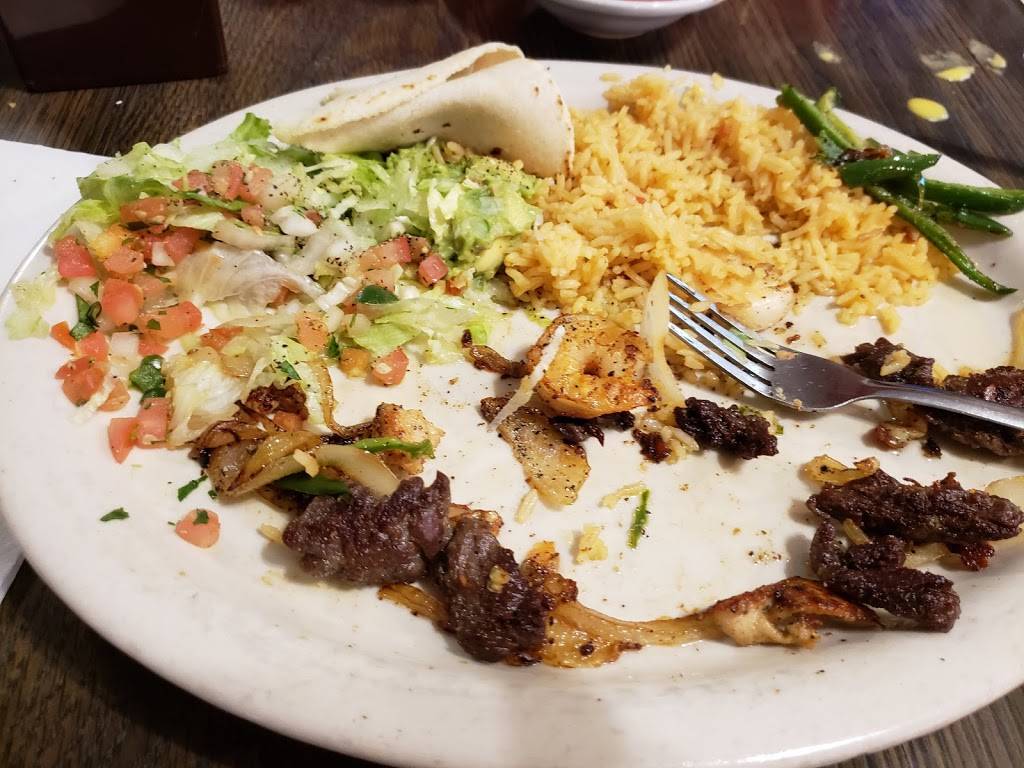 Garcias | restaurant | 403 S L B J Dr, San Marcos, TX 78666, USA | 5123530099 OR +1 512-353-0099