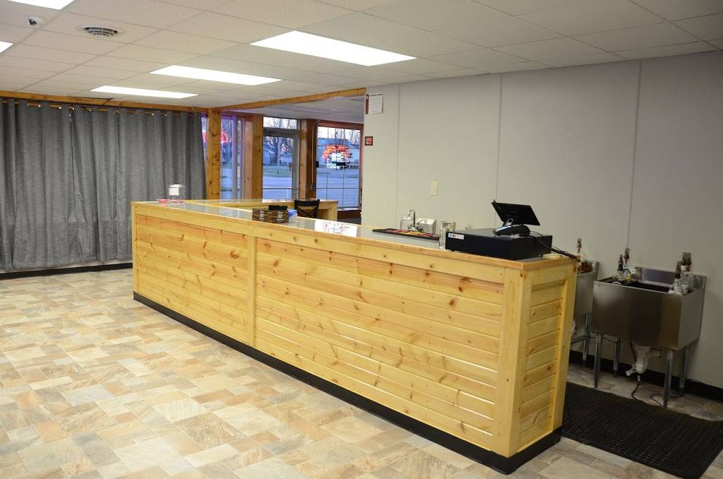 Bellys | meal takeaway | 930 18th St, Charleston, IL 61920, USA | 2175496158 OR +1 217-549-6158