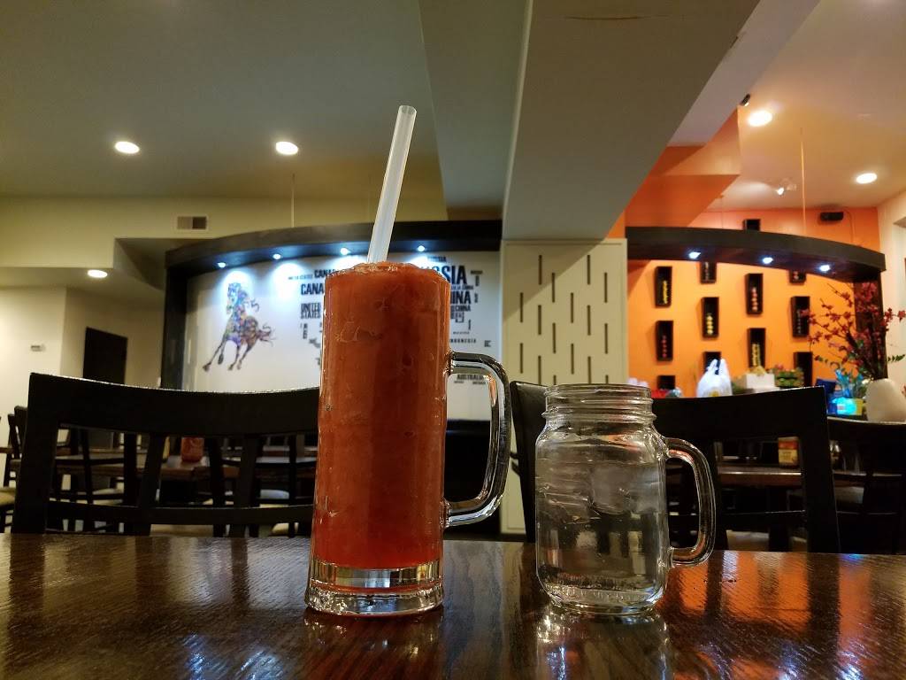 Thee Asian Restaurant | restaurant | 1811 W North Ave, Chicago, IL 60622, USA | 7732522218 OR +1 773-252-2218