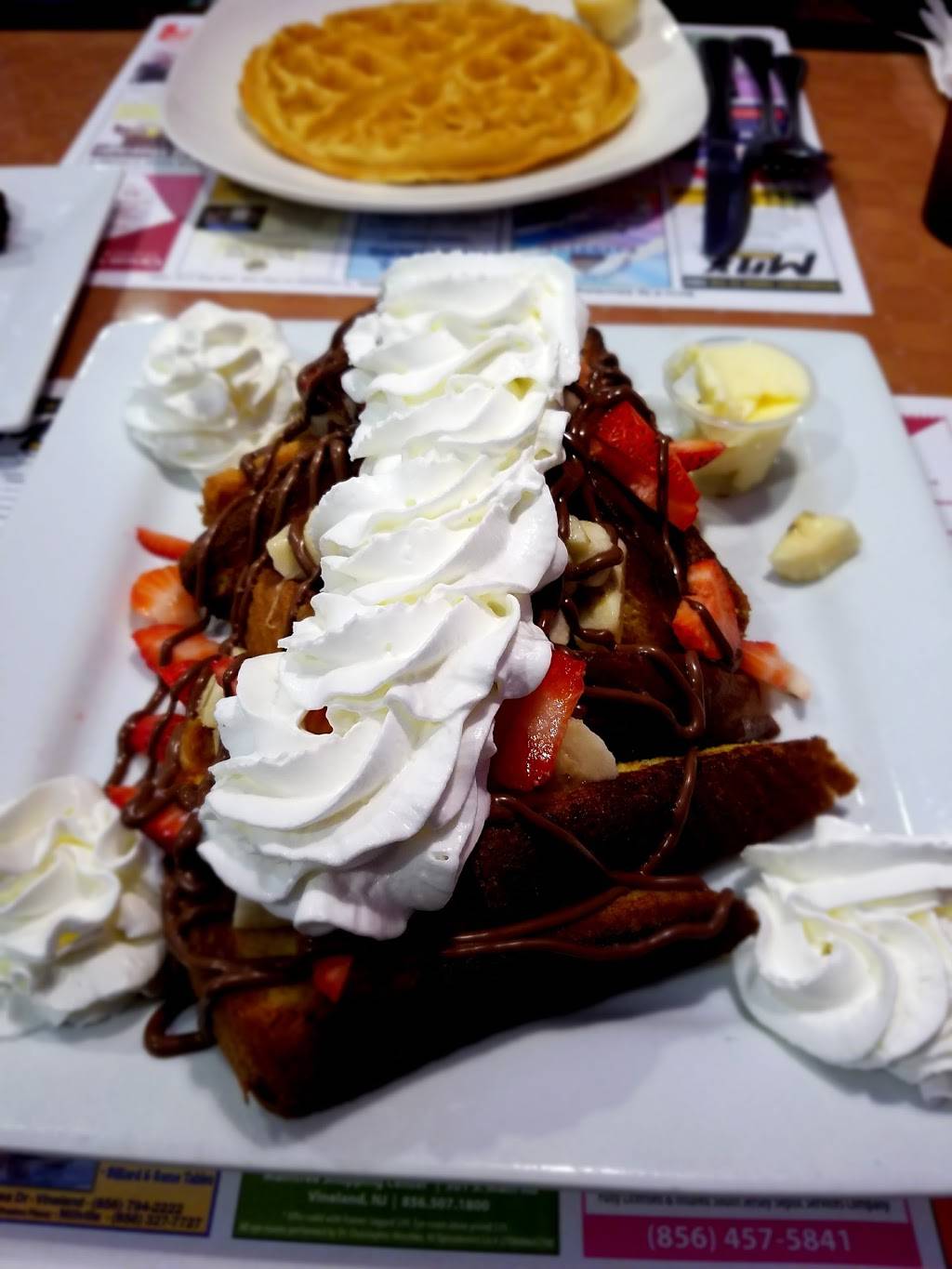 Chestnut Diner and Bistro | restaurant | 2578 E Chestnut Ave, Vineland, NJ 08361, USA | 8566963381 OR +1 856-696-3381