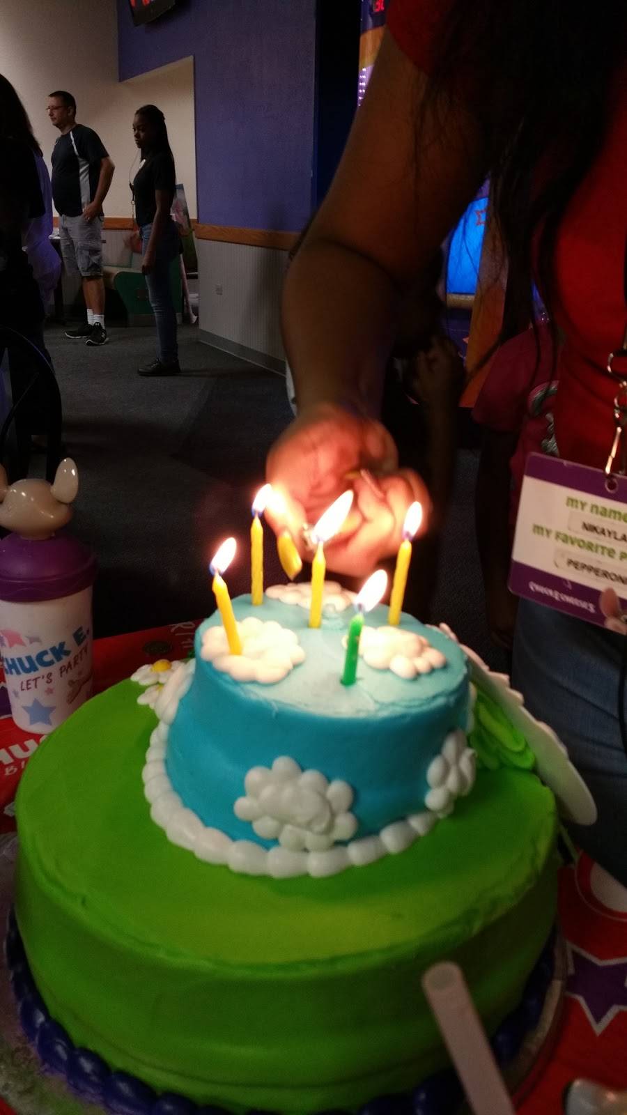 Chuck E. Cheeses | restaurant | 5501 E 82nd St, Indianapolis, IN 46250, USA | 3178497324 OR +1 317-849-7324