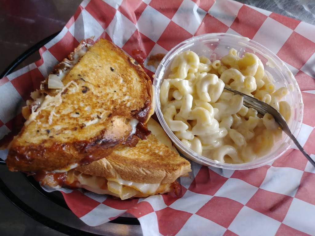 Wheel | restaurant | 201 W Market St, Pottsville, PA 17901, USA | 5706222700 OR +1 570-622-2700