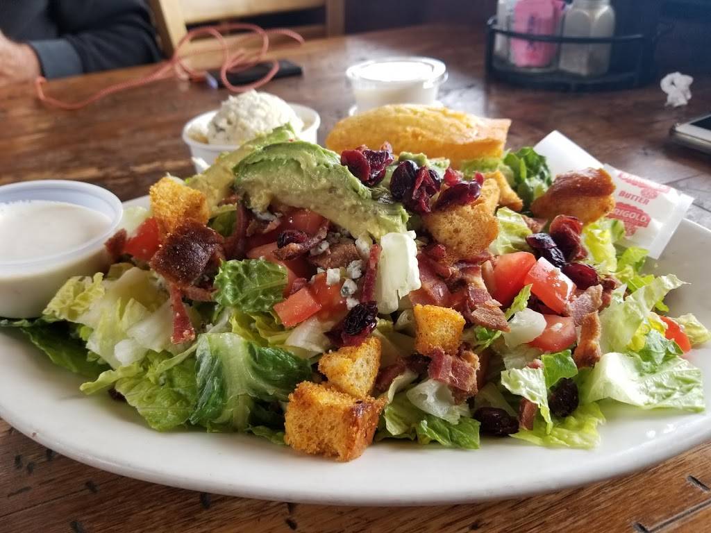 Gracies | restaurant | 6013, 1801 Sonoma Blvd, Vallejo, CA 94590, USA | 7075522254 OR +1 707-552-2254