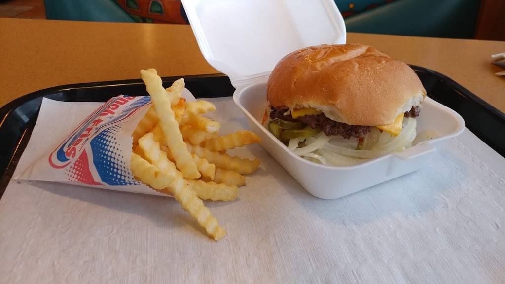 Tuckers Hamburgers | restaurant | 444 W Johnson St, Fond du Lac, WI 54935, USA | 9209221200 OR +1 920-922-1200