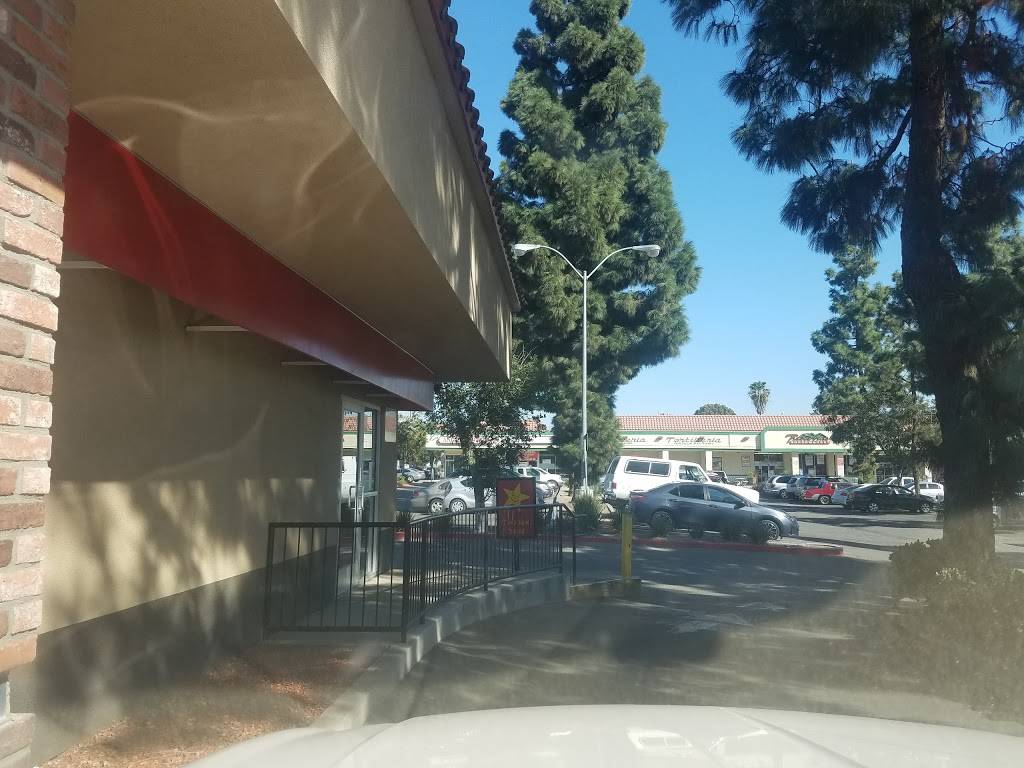 Carls Jr. | restaurant | 230 Harvard Blvd, Santa Paula, CA 93060, USA | 8055259666 OR +1 805-525-9666