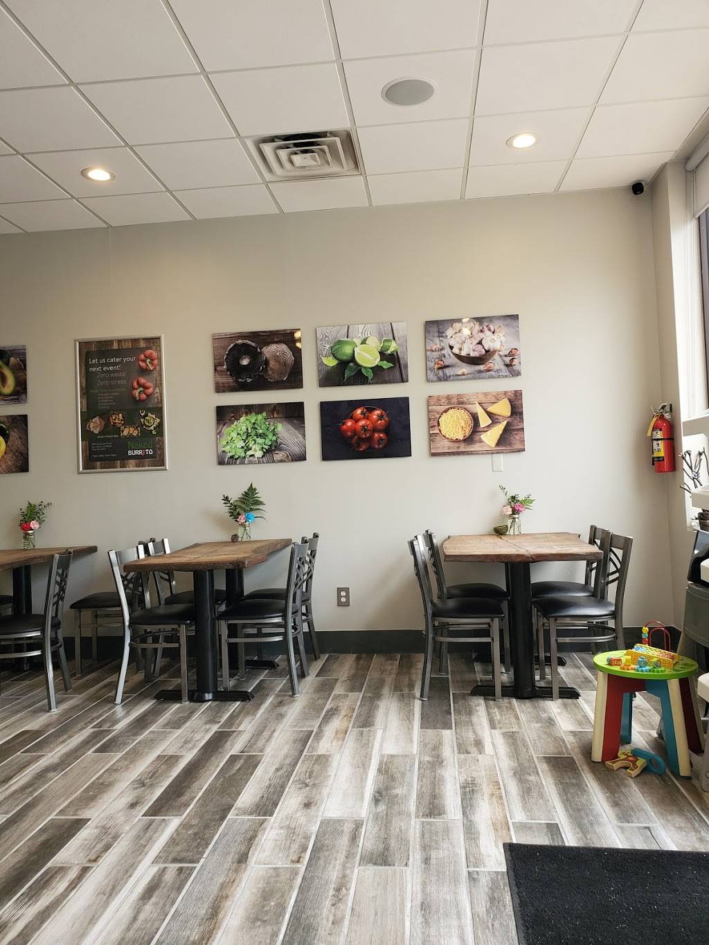 Naked Burrito | restaurant | 2871 Carpenter Rd, Ann Arbor, MI 48108, USA | 7343694613 OR +1 734-369-4613