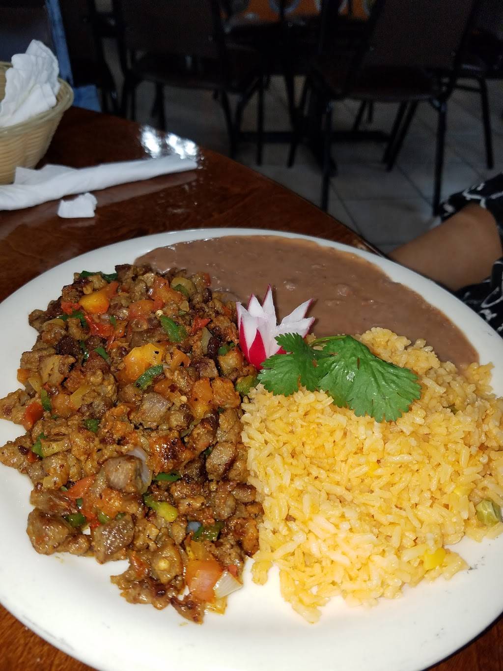 Las Morenitas Restaurant | restaurant | 6825, 2728 S Richey St, Houston, TX 77017, USA | 7134503536 OR +1 713-450-3536