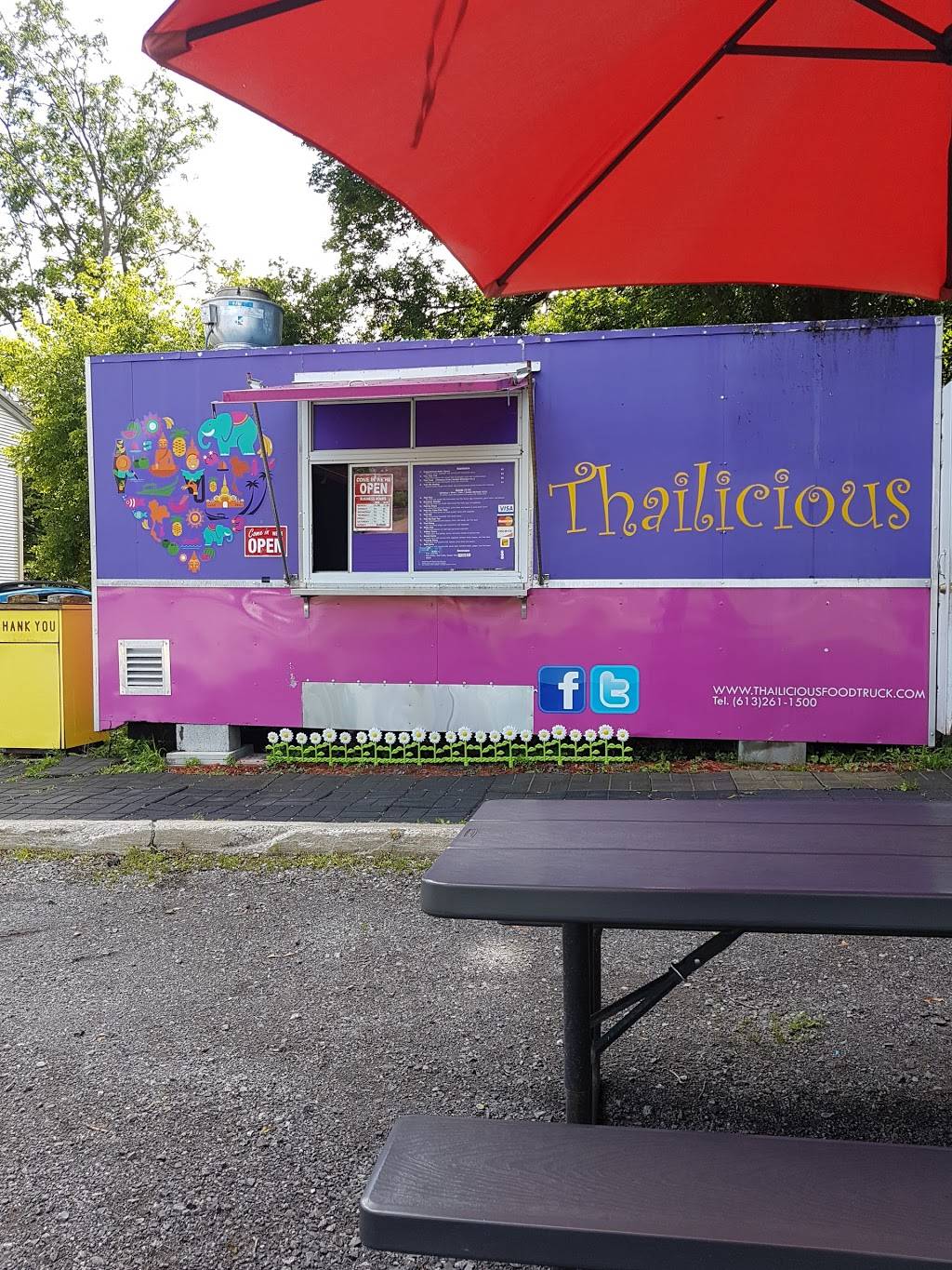 Thailicious | restaurant | 1488 Stittsville Main St, Stittsville, ON K2S 1E3, Canada | 6132611500 OR +1 613-261-1500