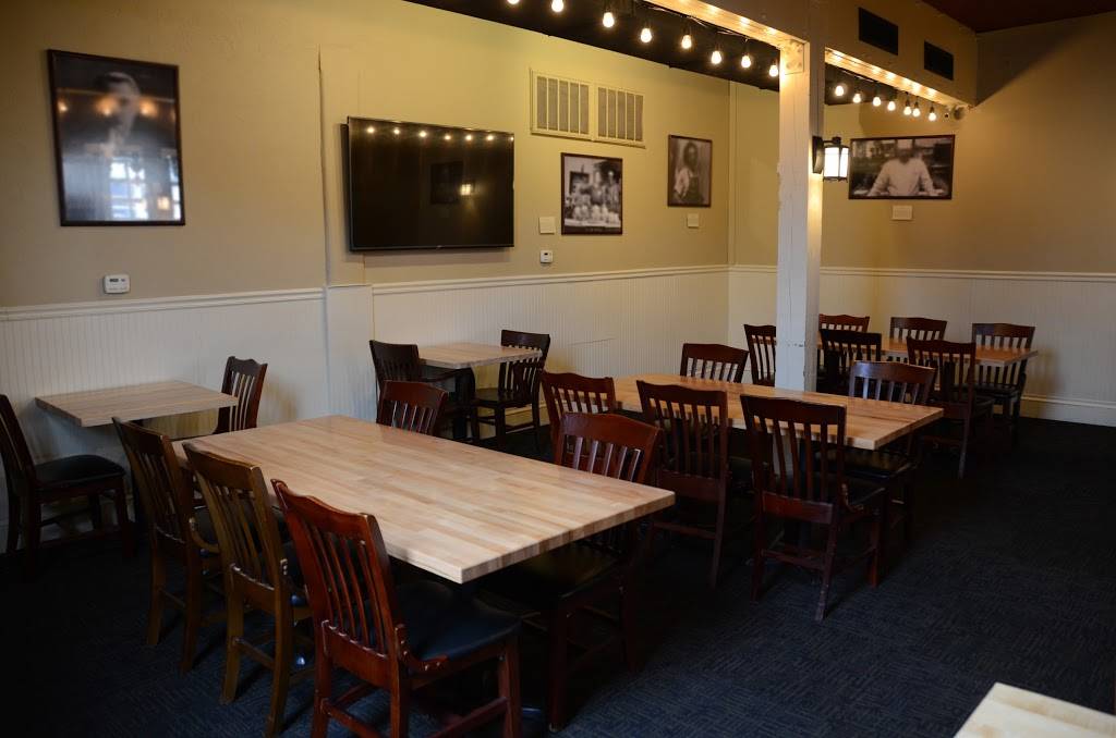 Epiphany Farms Restaurant | restaurant | 220 E Front St, Bloomington, IL 61701, USA | 3098282323 OR +1 309-828-2323