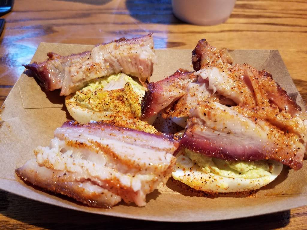 A Fine Swine BBQ | restaurant | 423 W Hanover St, New Baden, IL 62265, USA | 6185885141 OR +1 618-588-5141