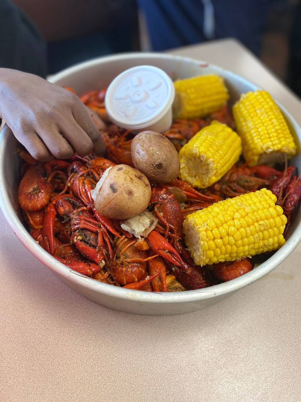 Honey-B Ham | restaurant | 506 E Prien Lake Rd, Lake Charles, LA 70601, USA | 3374783354 OR +1 337-478-3354