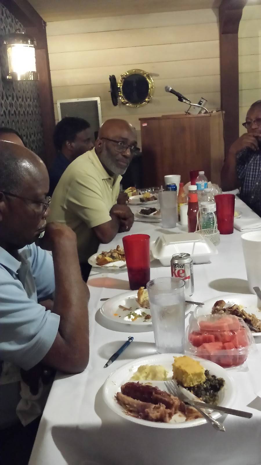 Portis Kountry Kitchen II | cafe | 615 N Upper Broadway # B, Corpus Christi, TX 78401, USA | 3618857720 OR +1 361-885-7720