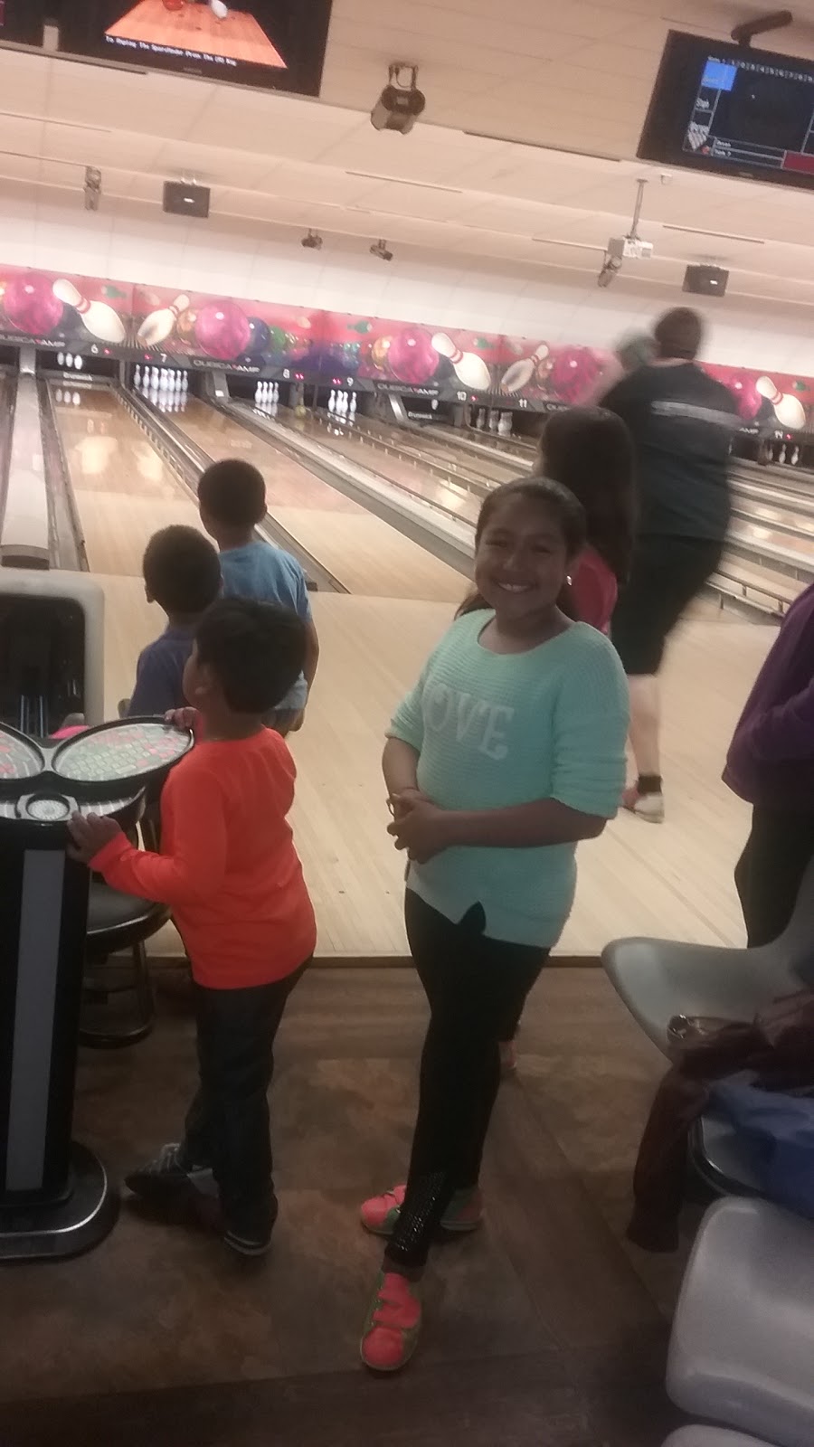 Lake Geneva Lanes | restaurant | 192 E Main St, Lake Geneva, WI 53147, USA | 2622484805 OR +1 262-248-4805