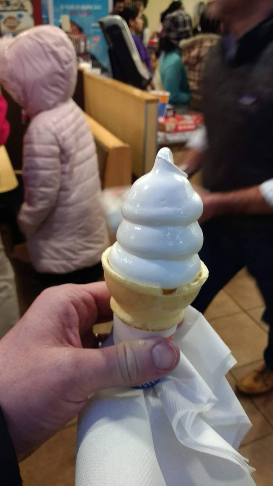 Dairy Queen Grill & Chill | restaurant | 2935 W 71st St, Indianapolis, IN 46268, USA | 3173410214 OR +1 317-341-0214