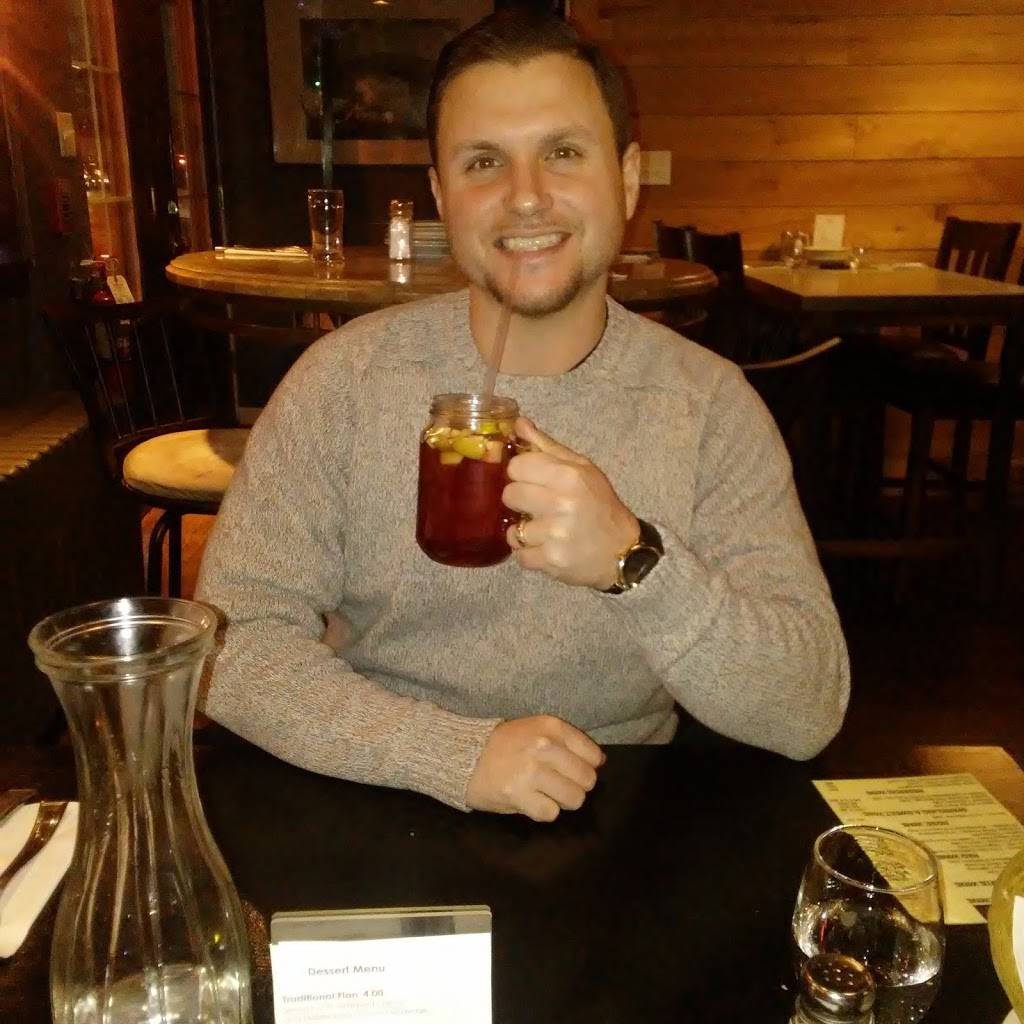 Amy’s Wine House | restaurant | 7235 Roosevelt Rd, Forest Park, IL 60130, USA | 7086574530 OR +1 708-657-4530