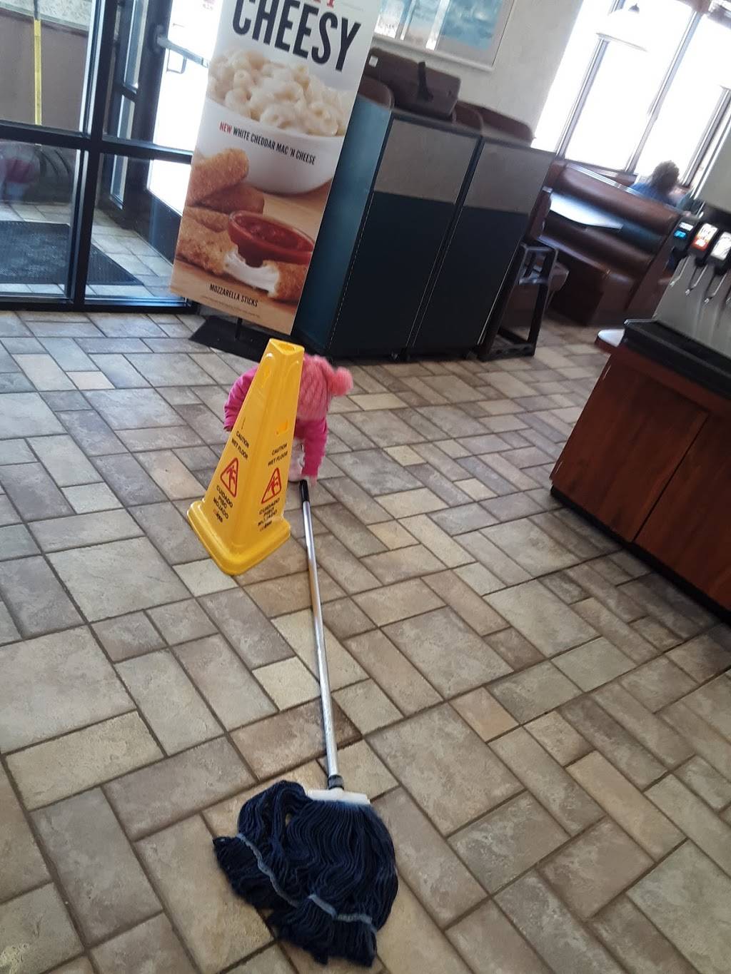 Arbys | meal takeaway | 706 11th St SW, Spencer, IA 51301, USA | 7122624960 OR +1 712-262-4960