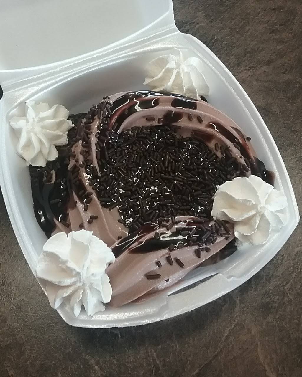 Taylors Dairy Joy | restaurant | 1205 E Rte 66, Lebanon, MO 65536, USA | 4175323450 OR +1 417-532-3450