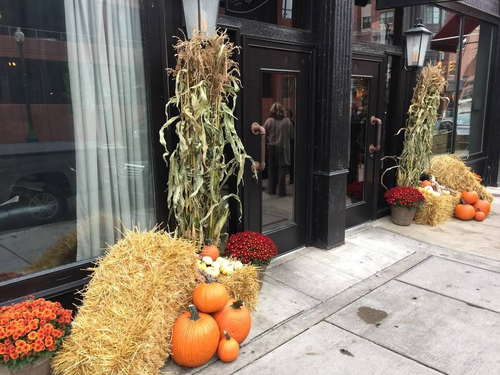 The York | restaurant | 247 W Fayette St, Syracuse, NY 13202, USA | 3157010636 OR +1 315-701-0636