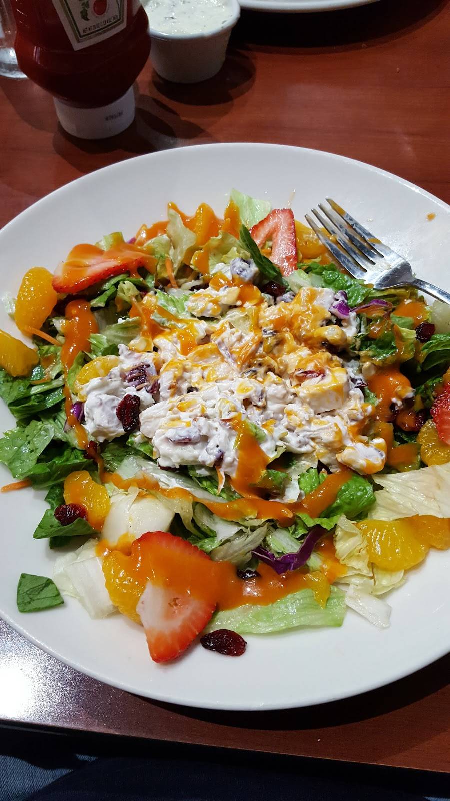 OCharley’s Restaurant & Bar | restaurant | 5075 Crookshank Rd, Cincinnati, OH 45238, USA | 5133473200 OR +1 513-347-3200