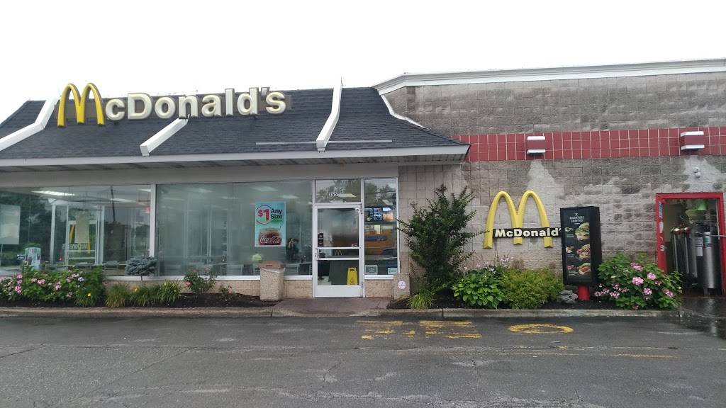 McDonalds | cafe | 265 Nassau Rd, Roosevelt, NY 11575, USA | 5168679478 OR +1 516-867-9478