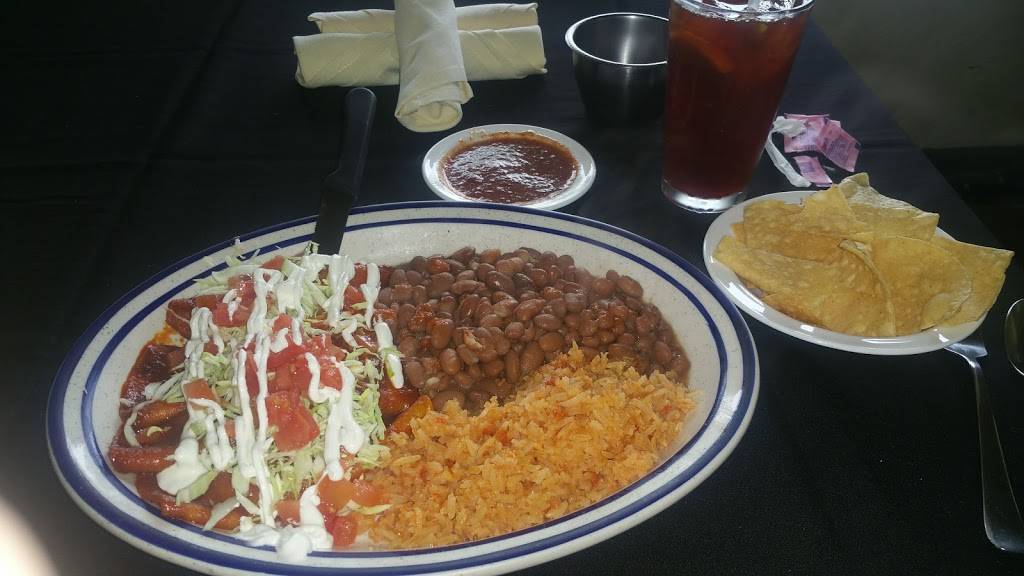 Olivias Cafe | restaurant | 1047 Freedom Blvd, Watsonville, CA 95076, USA | 8315365292 OR +1 831-536-5292