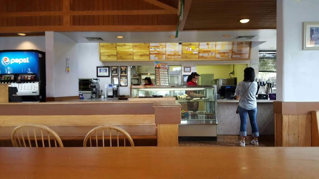 The Chicken Barn | restaurant | 1700 McHenry Ave, Modesto, CA 95350, USA | 2095247311 OR +1 209-524-7311