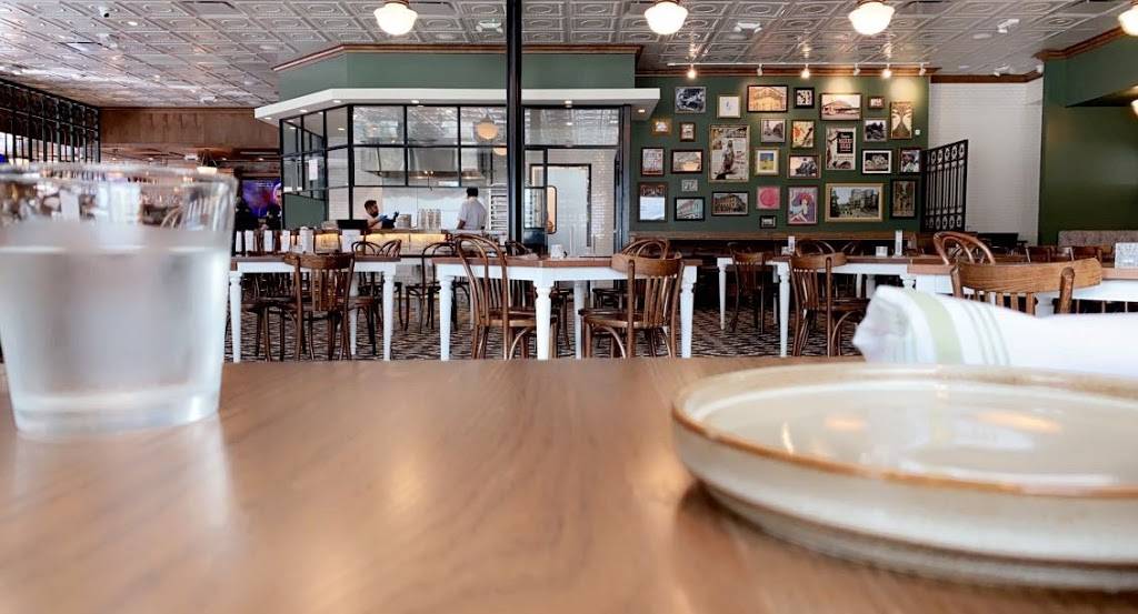 Acadian Coast | restaurant | 2929 Navigation Blvd Suite 200, Houston, TX 77003, USA | 7134329651 OR +1 713-432-9651