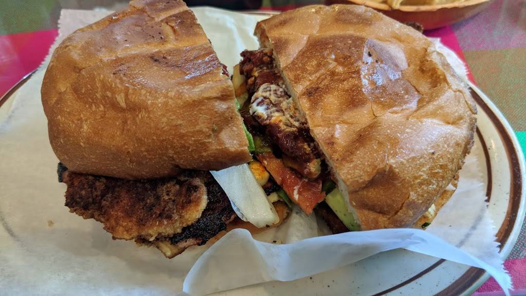 Manjares Restaurant | restaurant | 2230 S Ashland Ave, Chicago, IL 60608, USA | 7732543663 OR +1 773-254-3663