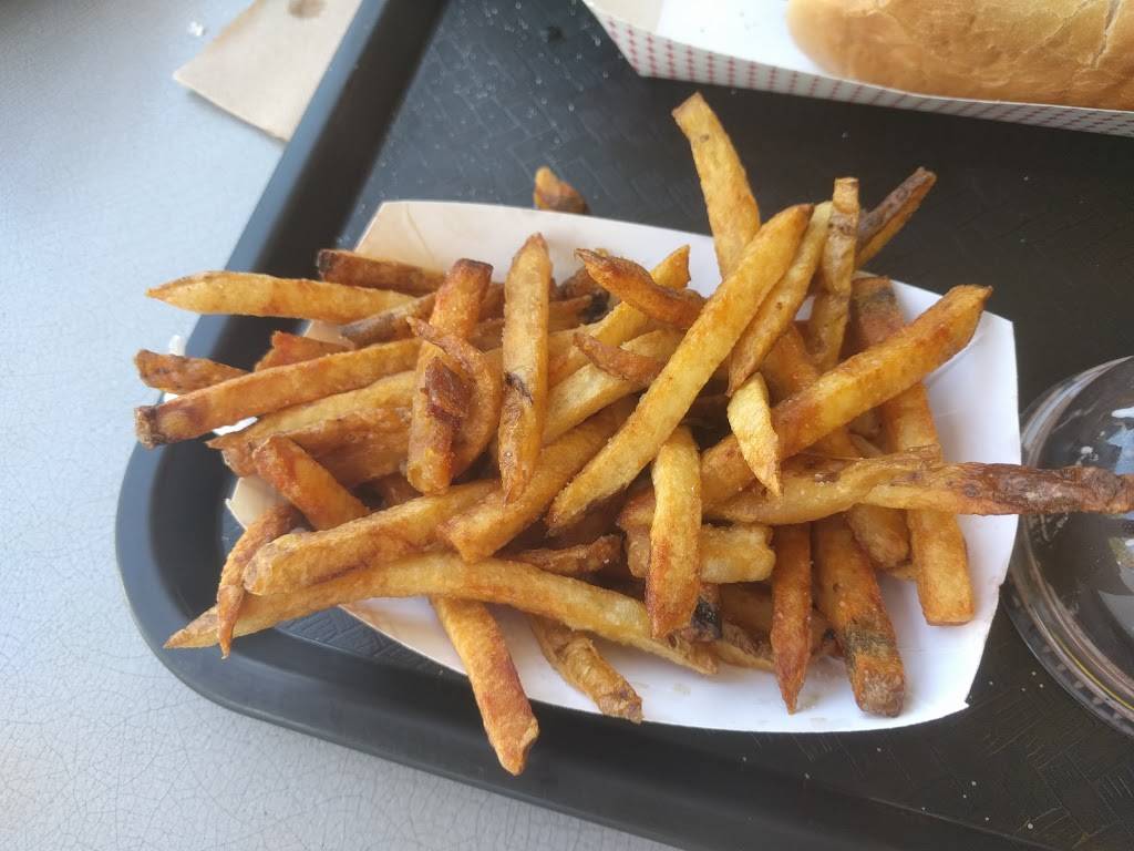 Sullivans Hot Dogs | restaurant | 501 Cayuga Dr, Niagara Falls, NY 14304, USA | 7162364119 OR +1 716-236-4119