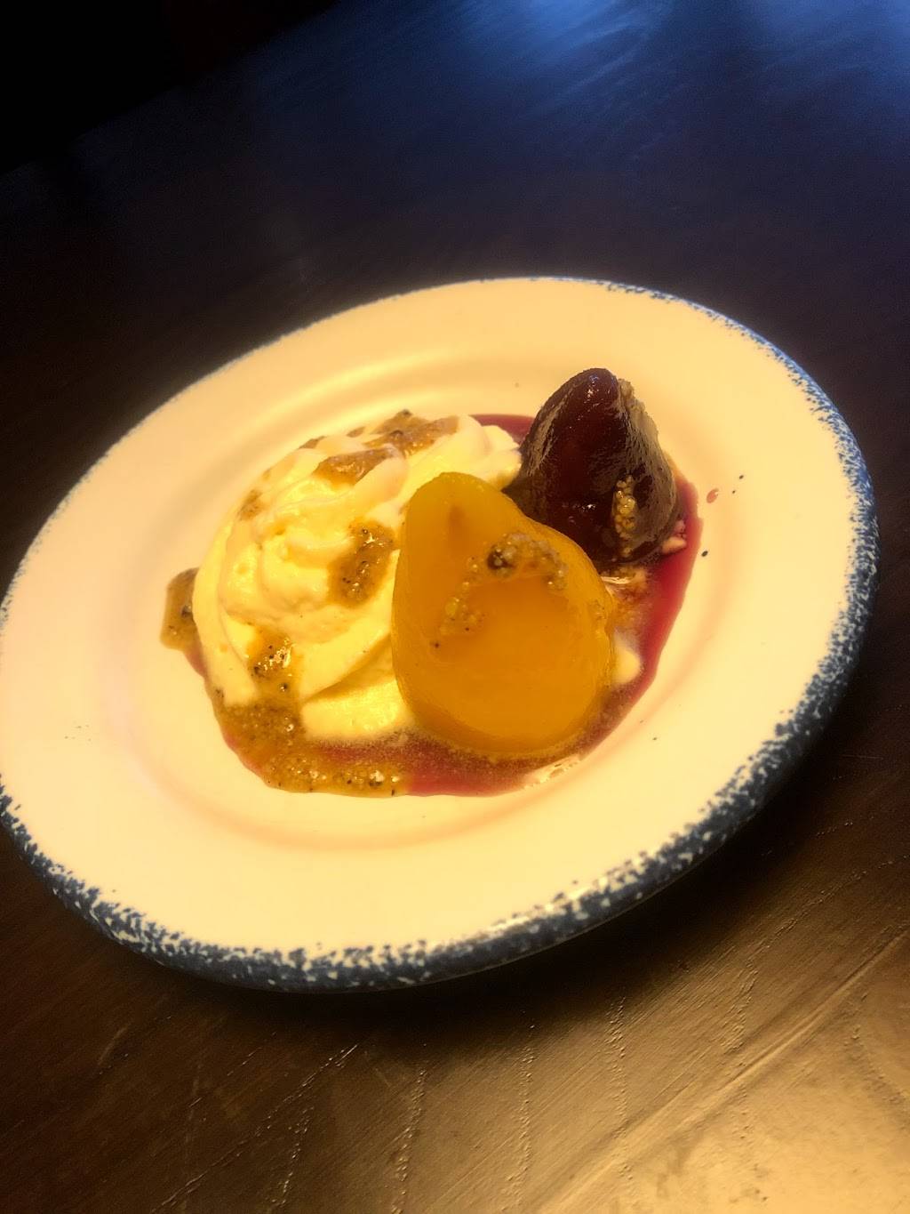 Paloma Bar de Tapas | restaurant | 805 Chestnut St, Chattanooga, TN 37402, USA | 4234983190 OR +1 423-498-3190