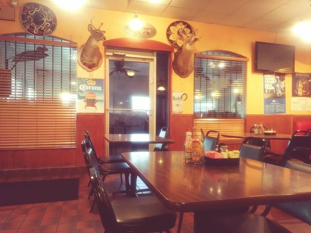 Los Rancheros Mexican Restaurant | restaurant | 7437 Pendleton Pike, Indianapolis, IN 46226, USA | 3175472920 OR +1 317-547-2920