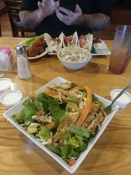 Anderson Pub & Grill | restaurant | 8060 Beechmont Ave, Cincinnati, OH 45255, USA | 5134744400 OR +1 513-474-4400