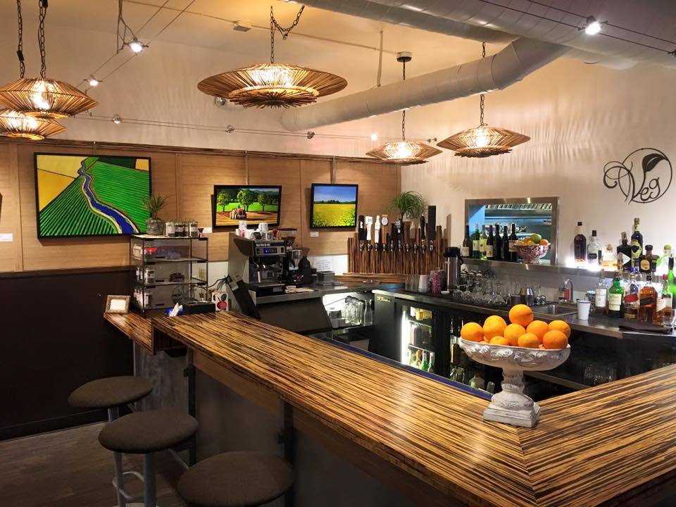 Veg | restaurant | 2431 J St, Sacramento, CA 95816, USA | 9164488768 OR +1 916-448-8768