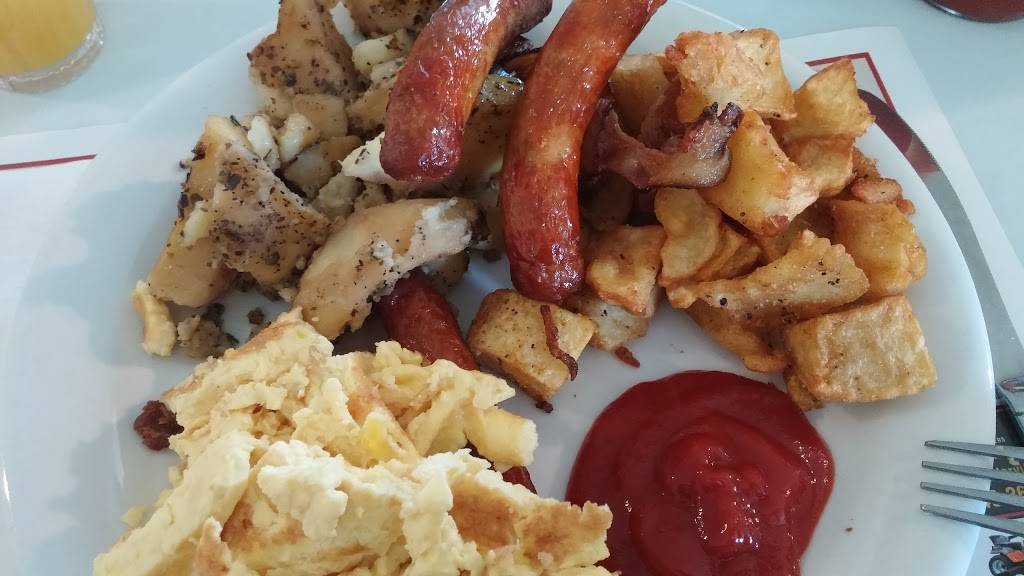 Country Kitchen | restaurant | 2159 31, Winchester, ON K0C 2K0, Canada | 6137742417 OR +1 613-774-2417