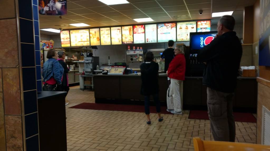 Dairy Queen Grill & Chill | restaurant | 330 S State Rd 135, Greenwood, IN 46142, USA | 3178881034 OR +1 317-888-1034